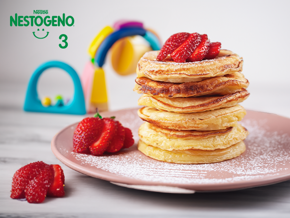 Pancakes de fresa NESTOGENO® 3 Pancakes de fresa NESTOGENO® 3