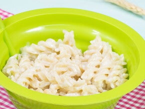 Tornillitos en salsa blanca con NESTUM® 5 CEREALES Tornillitos en salsa blanca con NESTUM® 5 CEREALES